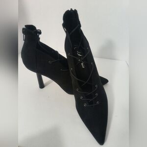 [5x$20] New Wild Pair Black Fancy Heels / Size 9